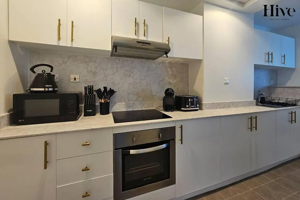 Luxury 2 Bedroom In Dubai Marina Apartment